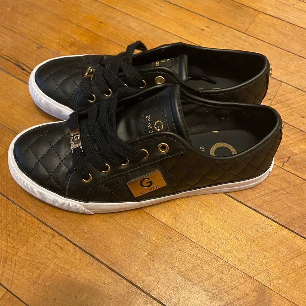 Guess size 6.5 shoes